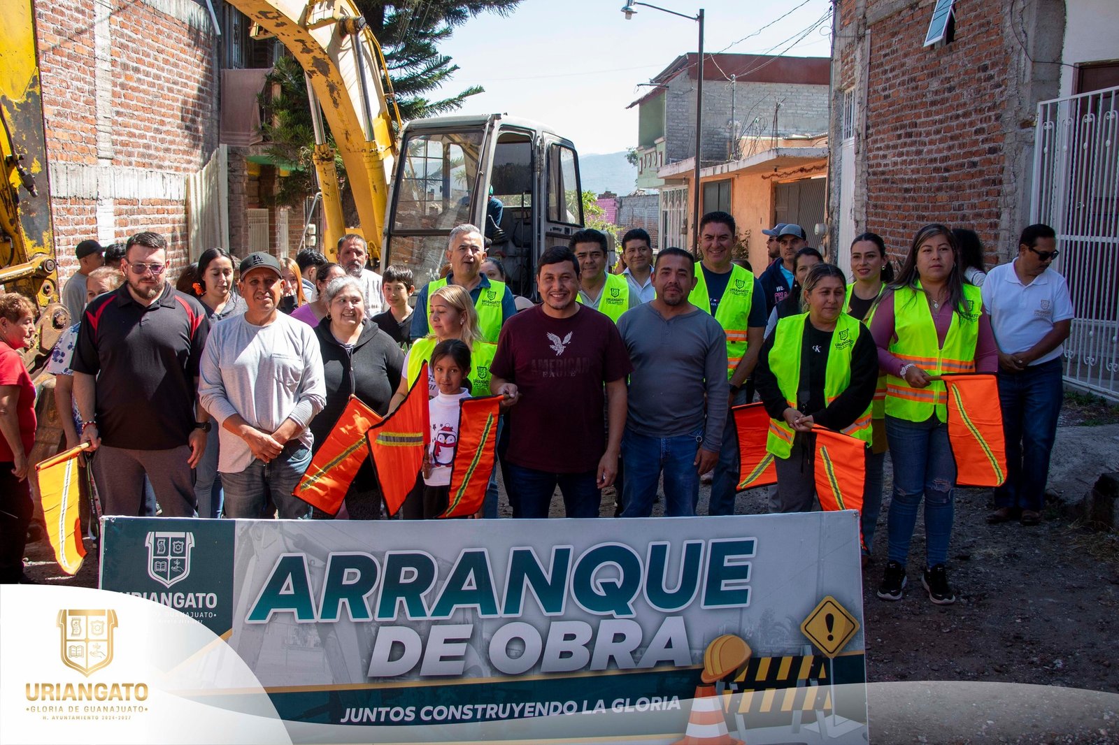 Arranque de obra en la 1ra y 2da privada de la calle 1ro de Mayo, en la col. Plan de Ayala