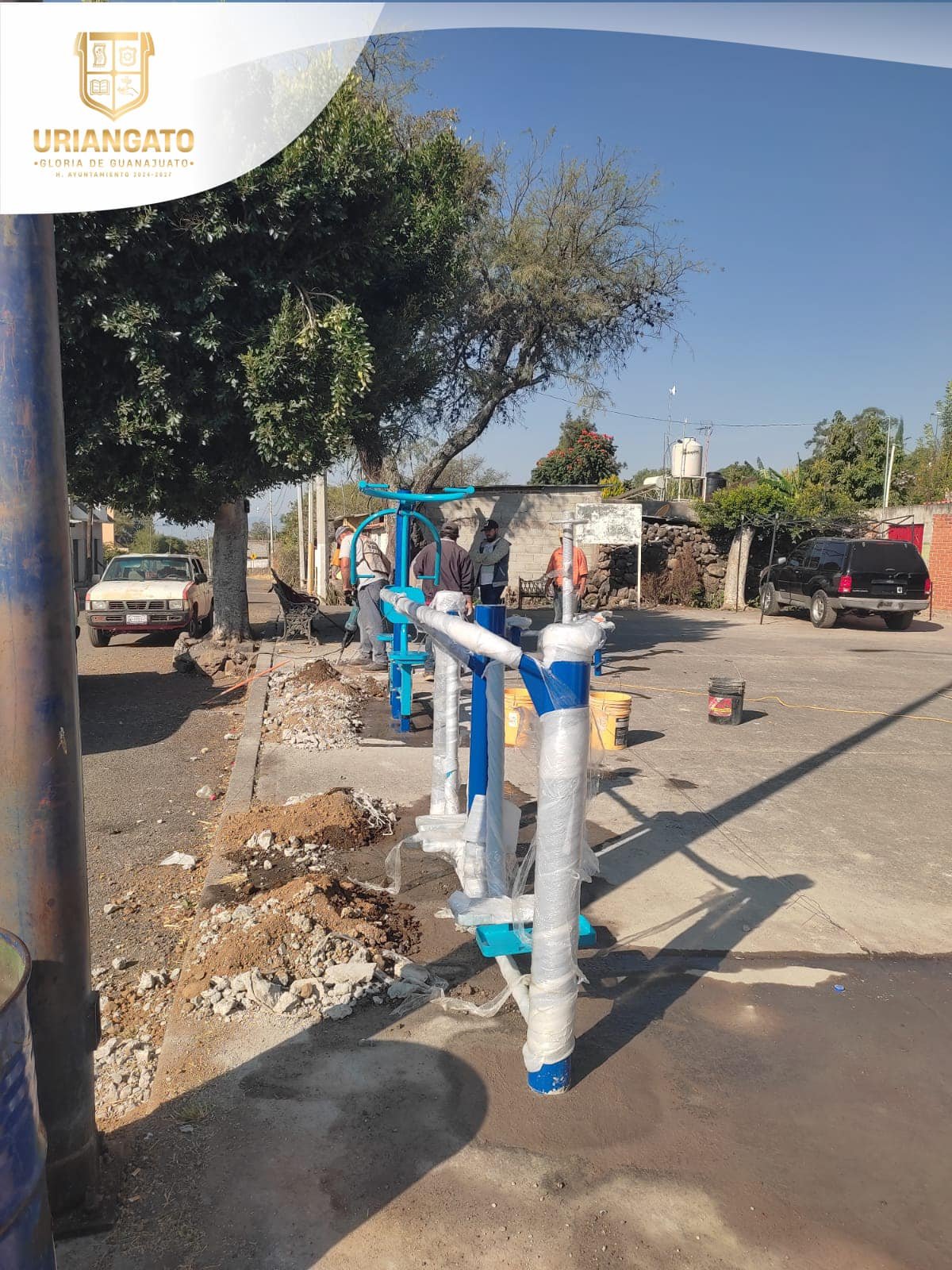 Instalación de aparatos de ejercicio en la Lagunilla del Rico