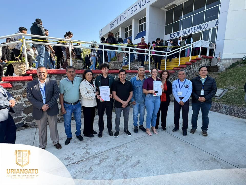 Reconocimiento al presidente JUAN Amigo por la comunidad estudiantil del ITSUR