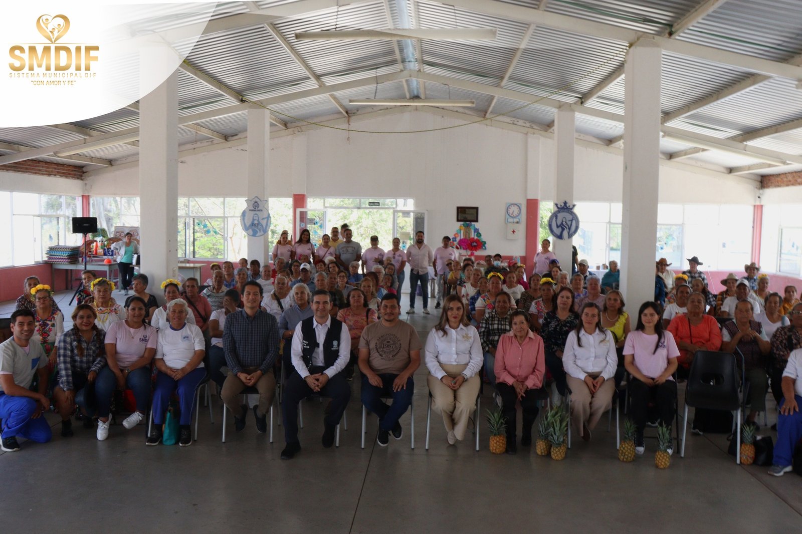 Visita del Director de DIF Estatal Guanajuato Poncho Borja al Centro Gerontológico.