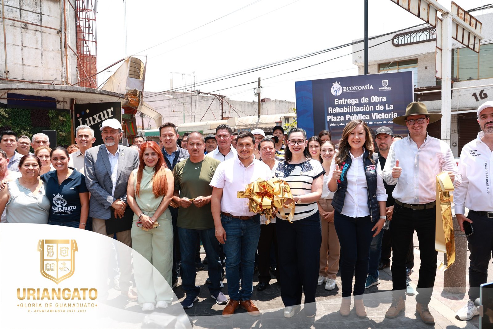 Inauguración de la Plaza Victoria